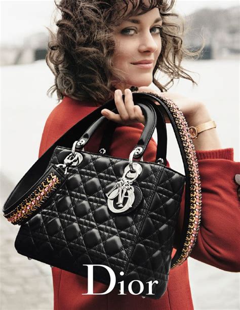 Marion Cotillard, éternelle égérie Lady Dior 